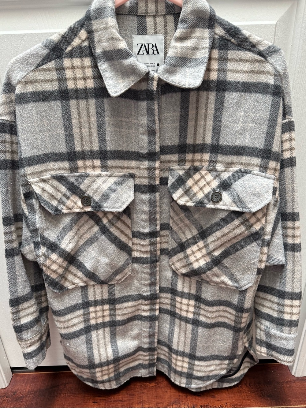 [ZARA] Gray & Cream Plaid Utility Shacket